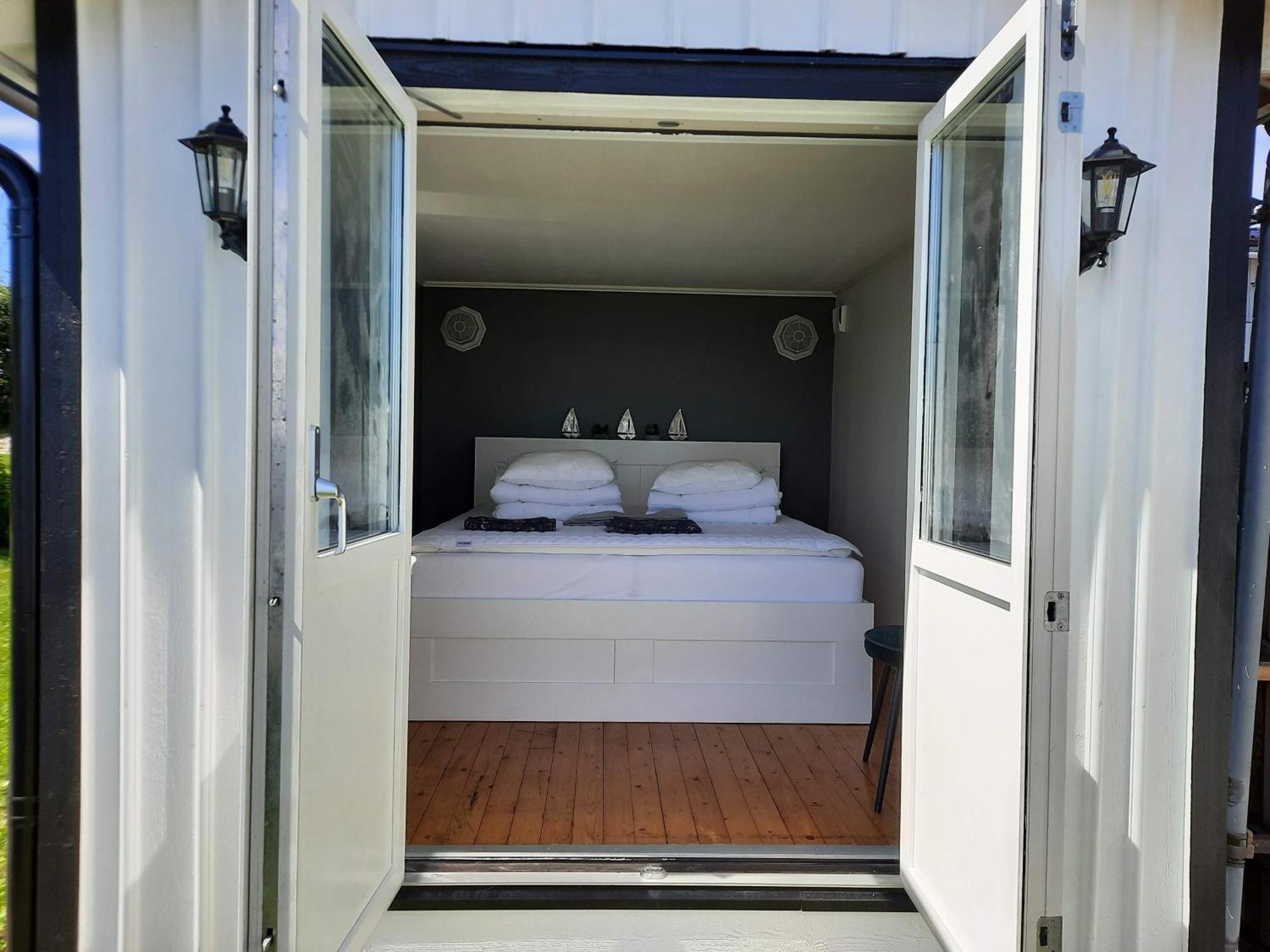 Cabin At The Sea Close To Public Beach With A Jumpingtower Hoviksnas Luaran gambar